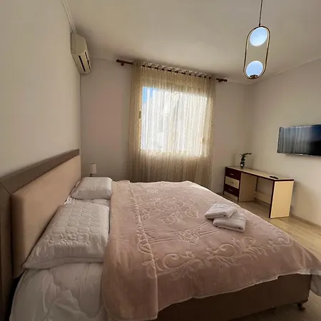 Center Family N.42 Elbasan