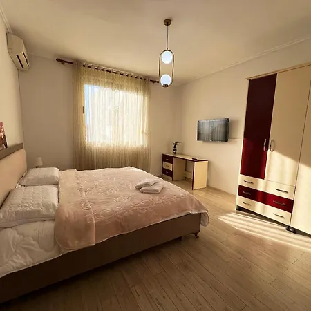 Center Family N.42 * Elbasan